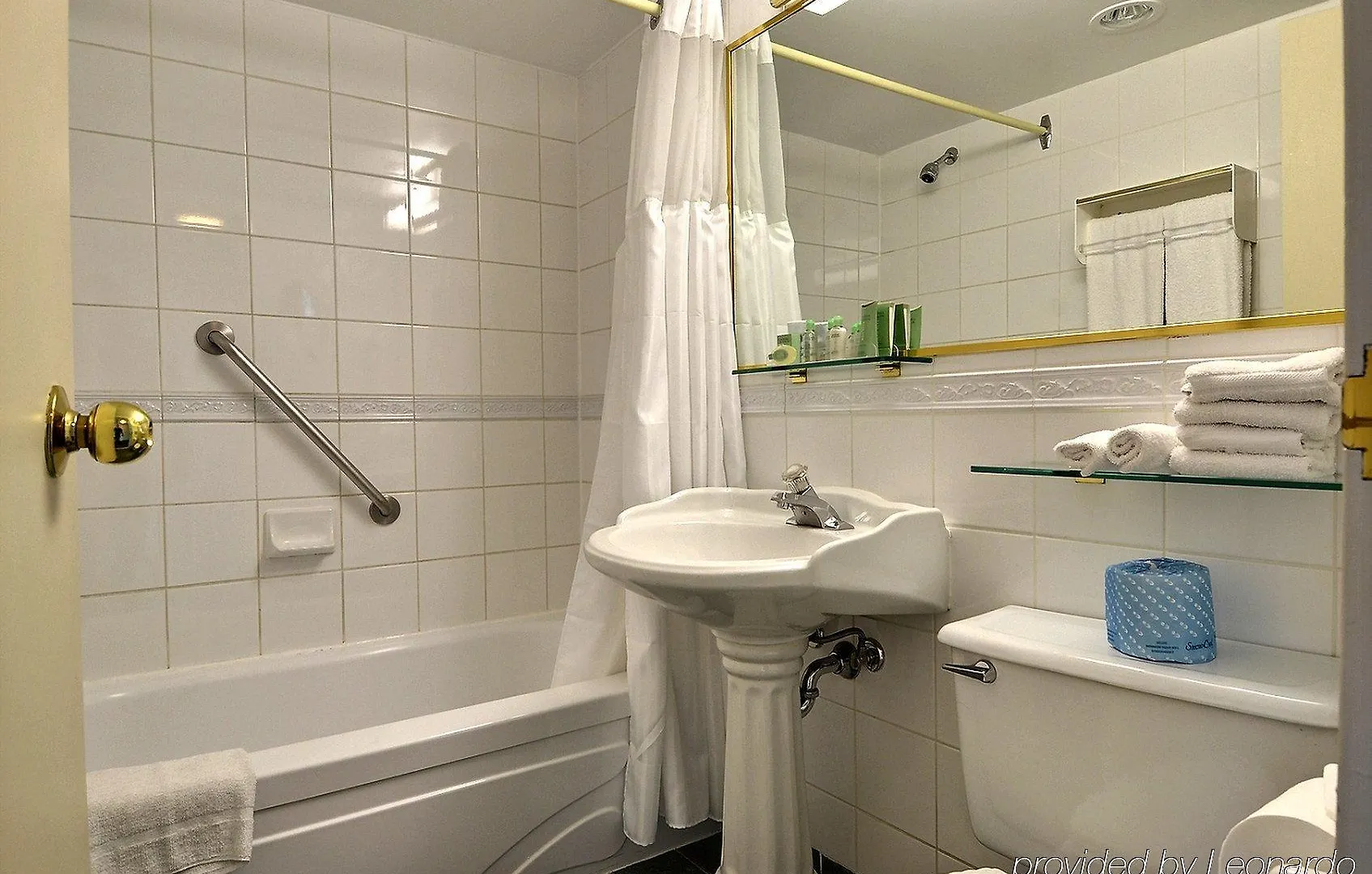 Hotel Maritime Plaza Montreal 4*,