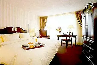 Hotel Maritime Plaza Montreal