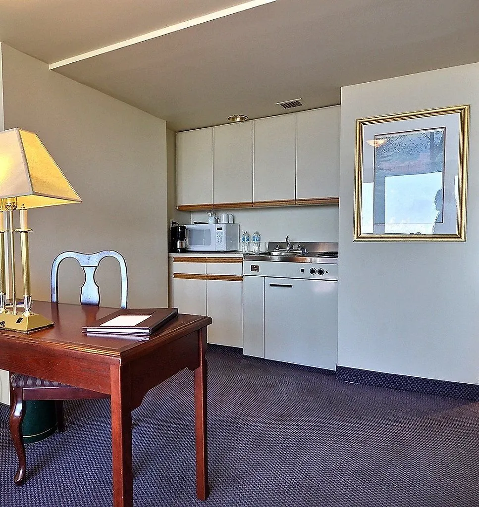 Hotel Maritime Plaza Montreal 4*,  Canada